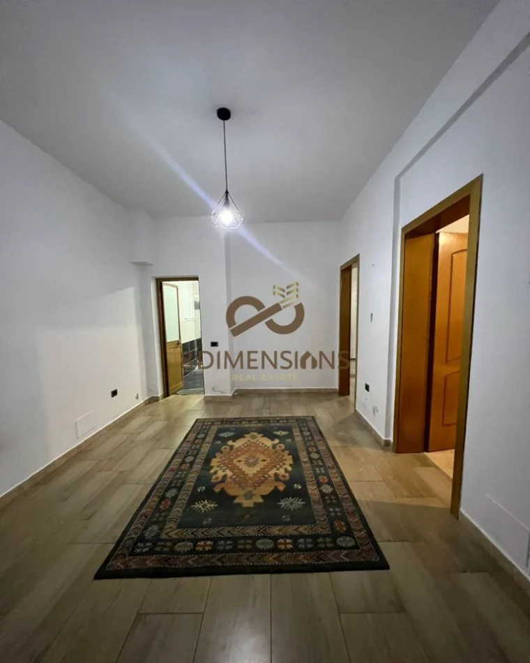 Tirane, jepet me qera apartament 2+1+Ballkon , 90 m² 400 € (Tek Rr. Siri Kodra - D8242A-230)