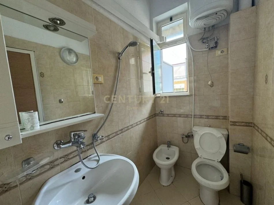 Tirane, shitet apartament 1+1 Kati 3, 37 m² 100.000 € 