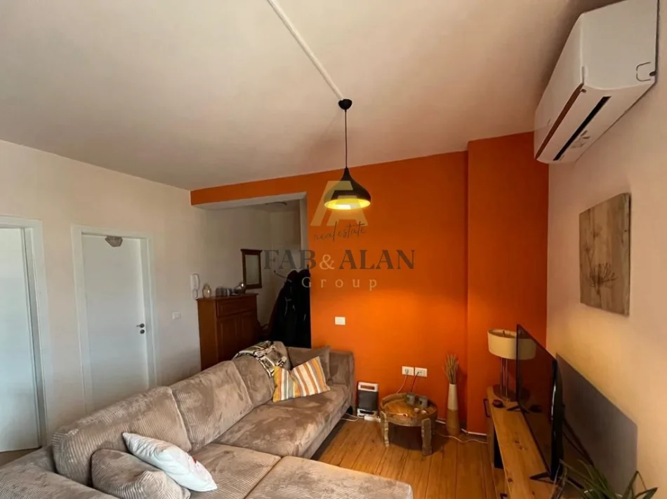 Tirane, shitet apartament 2+1+Ballkon Kati 8, 91 m² 215.000 € (Selvia)