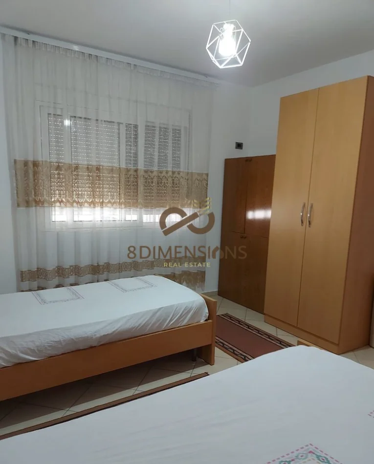 Tirane, jepet me qera 2+1 , 100 € (Tek Stacioni i Trenit - D8242A-231)