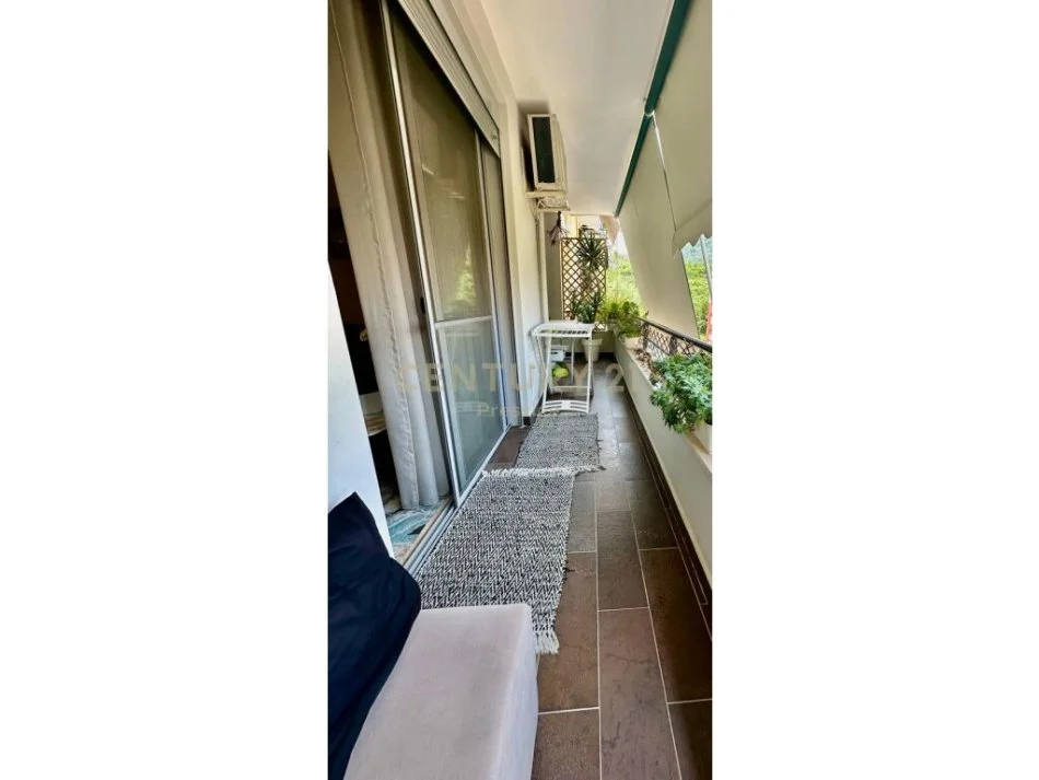 Tirane, jepet me qera apartament 2+1 Kati 1, 110 m² 900 € (liqeni i tiranes)