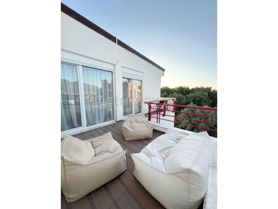 Tirane, shitet apartament 2+1 Kati 7, 84 m² 200.001 € 