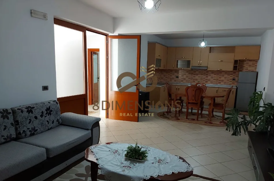 Tirane, jepet me qera 2+1 , 100 € (Tek Stacioni i Trenit - D8242A-231)