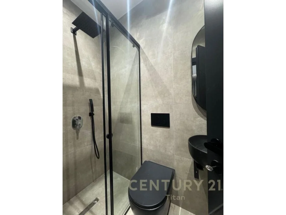 Tirane, shitet apartament 1+1 Kati 2, 47 m² 178.001 € 