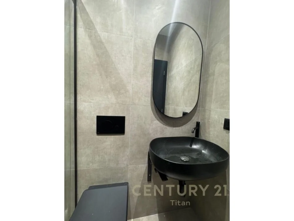 Tirane, shitet apartament 1+1 Kati 2, 47 m² 178.001 € 