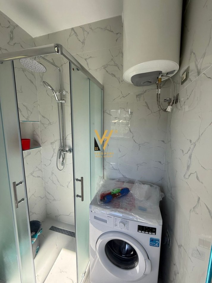 Tirane, jepet me qera apartament 1+1+Ballkon Kati 2, 70 m² 500 € (ALI DEMI)