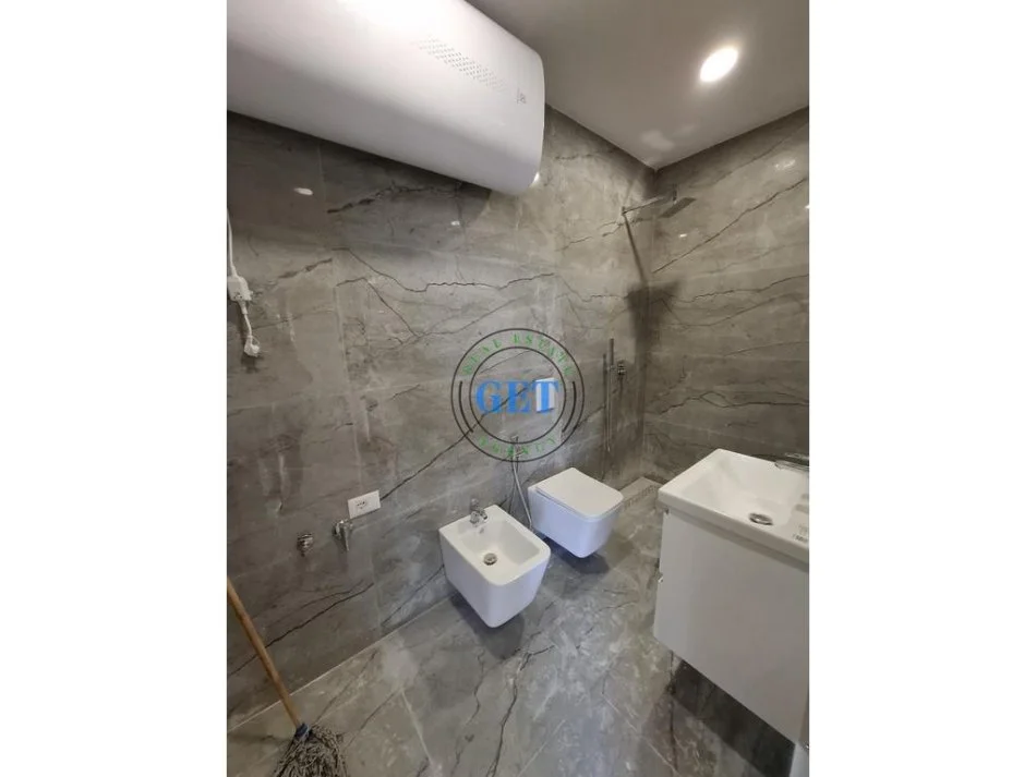 Durres, shitet apartament 2+1 Kati 1, 100 m² 120.000 € (Plazh Hekurudha)