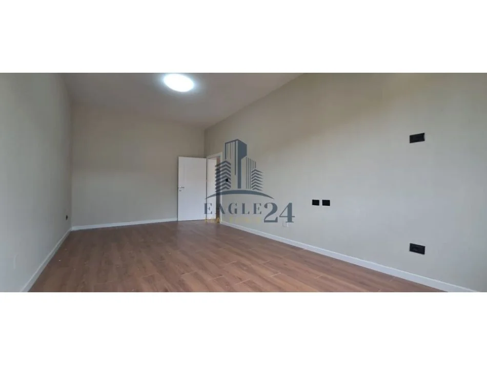 Tirane, shitet apartament 2+1 Kati 5, 72 m² 140.000 € (Myslym Shyri (rruga Muhamet Gjollesha))