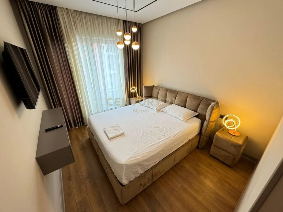 Tirane, shitet apartament 2+1 Kati 8, 138 m² 480.000 € (delijorgj)