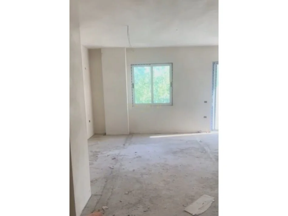 Tirane, shitet apartament 2+1 Kati 5, 102 m² 100.140 € (Fresk)