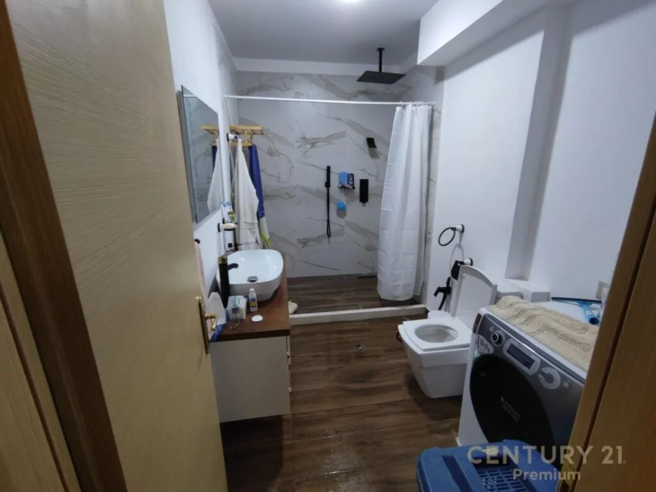 Durres, shitet apartament 2+1 Kati 3, 80 m² 100.000 € 