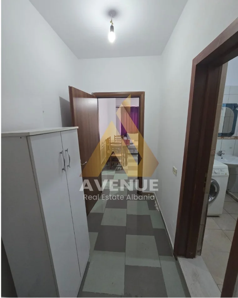 Tirane, jepet me qera apartament 1+1+Ballkon Kati 2, 65 m² 470 € (Rruga e Elbasanit)