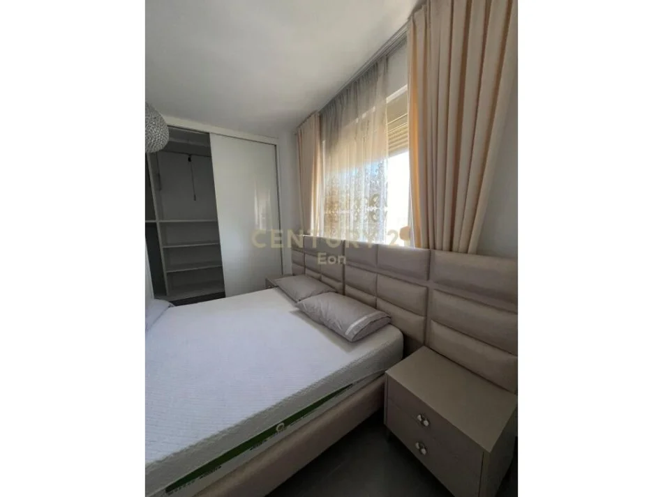 Durres, shitet apartament 2+1+Aneks+Ballkon , 115 m² 130.000 € (Prane shkolles Eftali Koci)