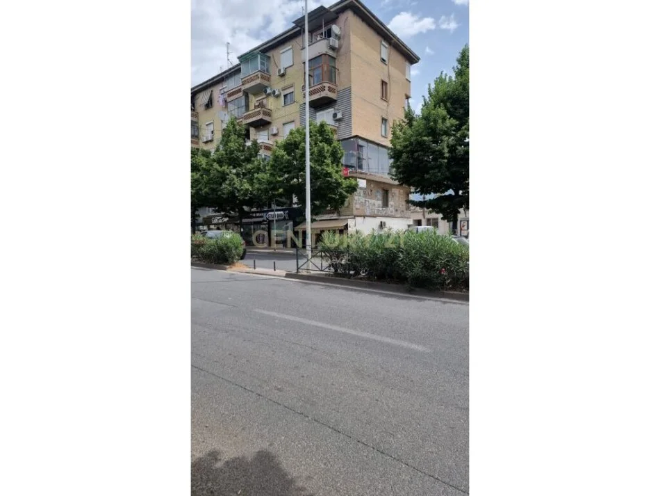 Tirane, shitet Kati 1, 45 m² 160.000 € 