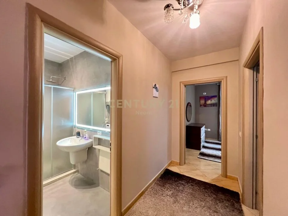 Tirane, jepet me qera apartament 2+1 Kati 4, 100 m² 650 € (kodra e diellit)