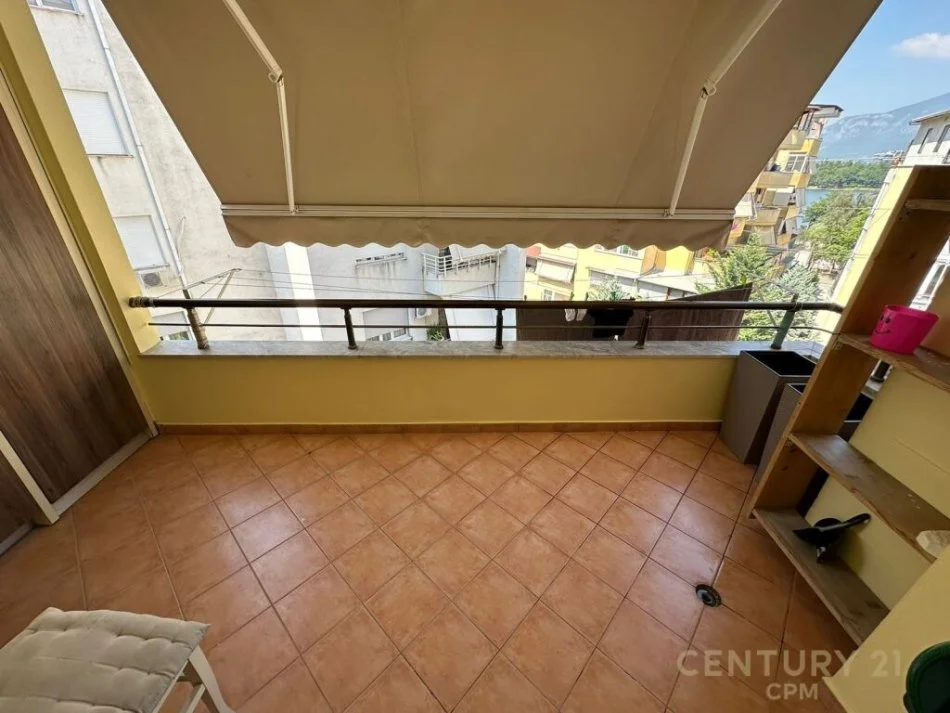 Tirane, jepet me qera apartament 1+1 Kati 4, 61 m² 600 € (KOPSHTI ZOLOGJIK)