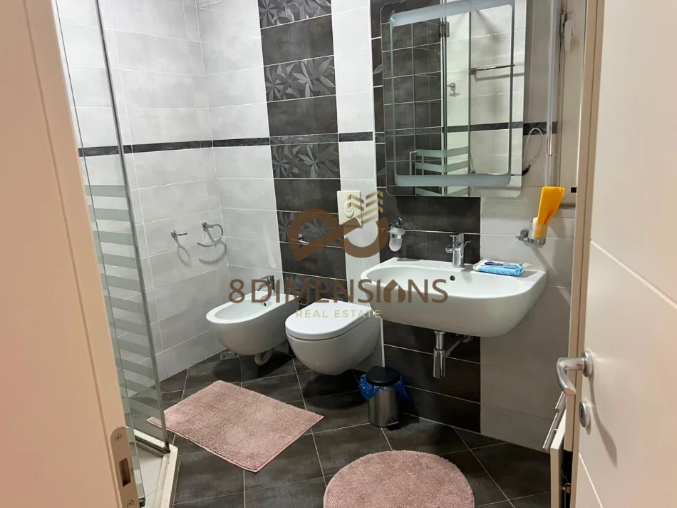 Tirane, jepet me qera 3+1+Ballkon Kati 3, 135 m² 1.000 € (Tek Pazari Ri, D8243A-20)
