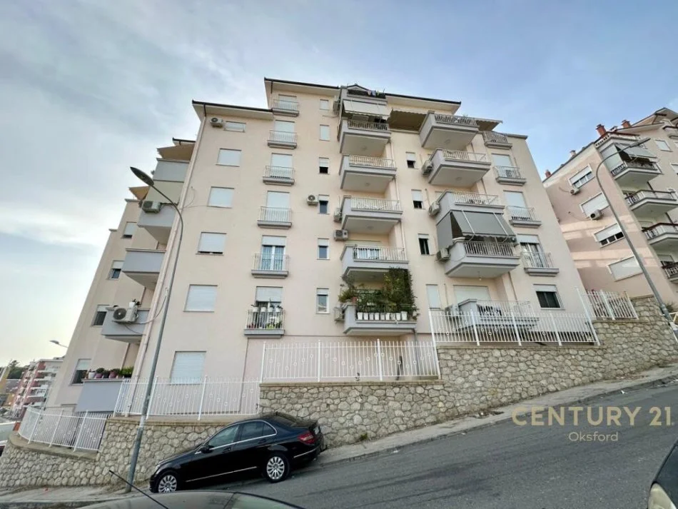 Tirane, shitet apartament 1+1 Kati 1, 71 m² 116.000 € (fresk)