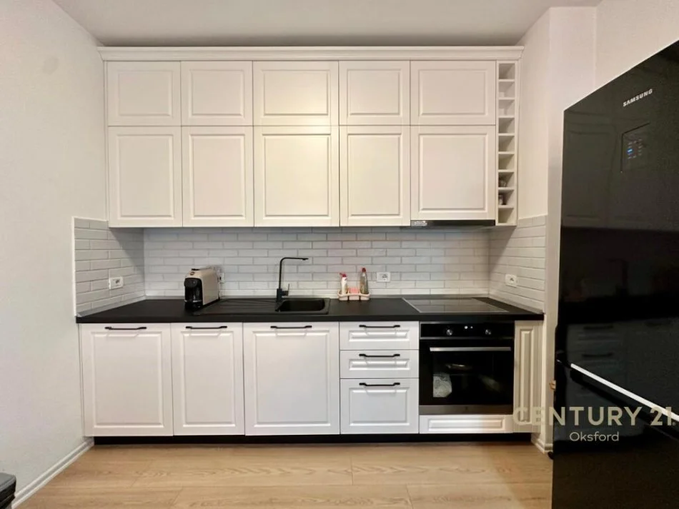 Tirane, shitet apartament 1+1+Ballkon Kati 1, 71 m² 116.000 € (Rruga Dalip Topi.)