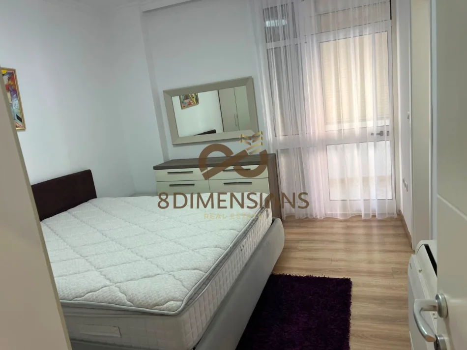 Tirane, jepet me qera 3+1+Ballkon Kati 3, 135 m² 1.000 € (Tek Pazari Ri, D8243A-20)