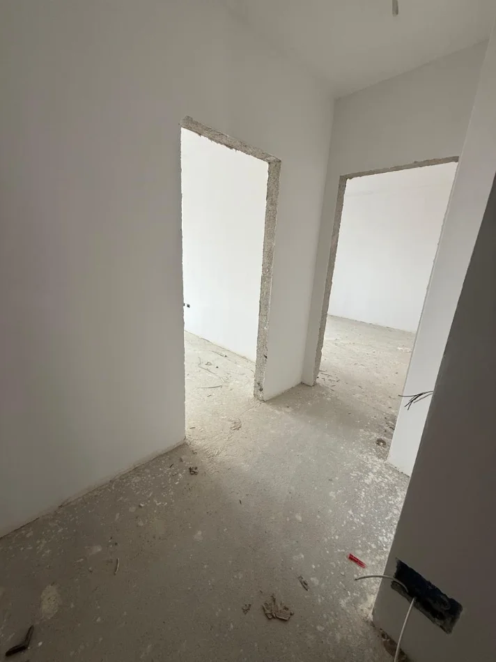 Tirane, shitet apartament 1+1 Kati 4, 73 m² 135.000 € (Komisariati Nr.4)