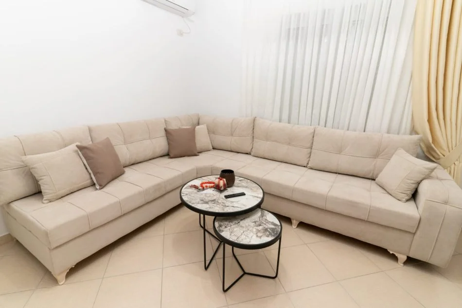 Sarande, jepet me qera apartament 2+1+Ballkon Kati 2, 72 m² 650 € (Sarande)