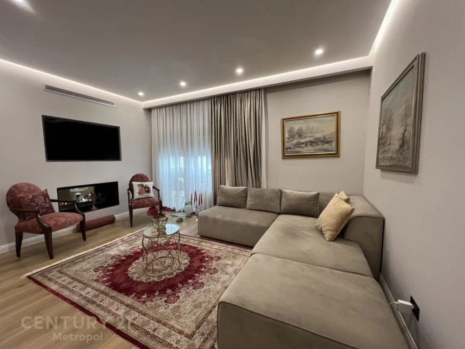 Tirane, shes apartament 3+1 Kati 3, 224 m² 515.000 € 