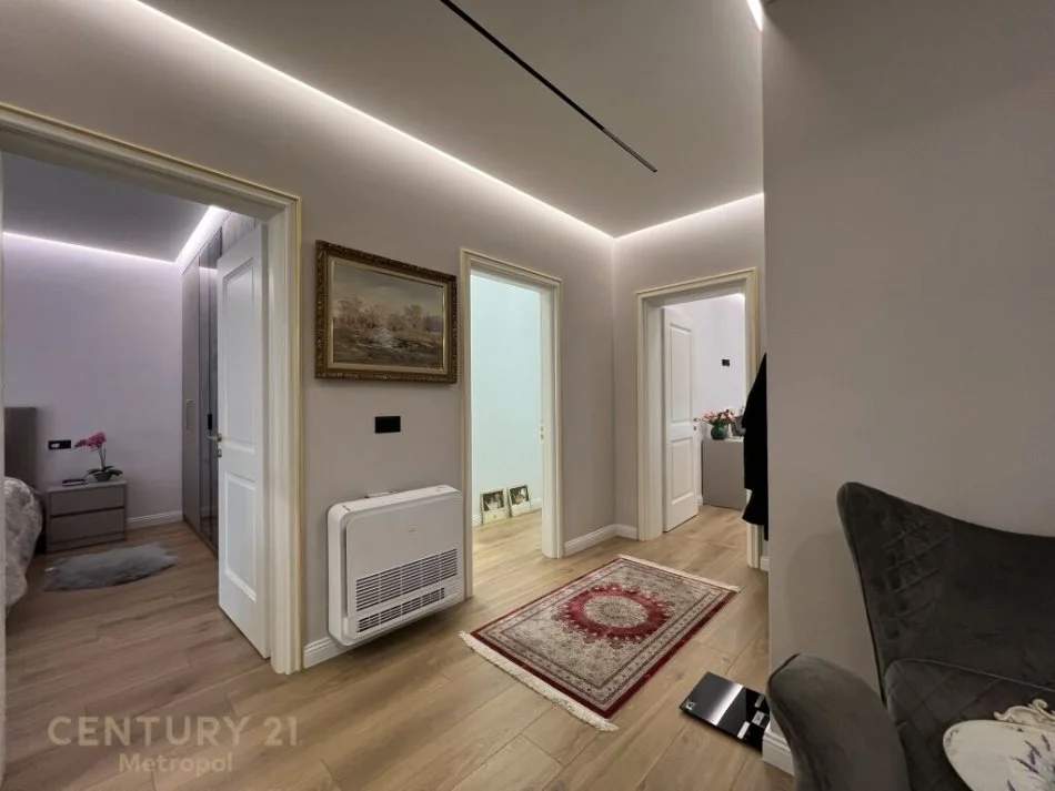 Tirane, shes apartament 3+1 Kati 3, 224 m² 515.000 € 