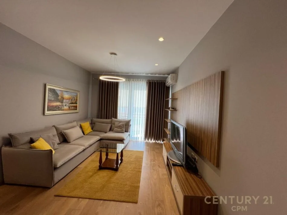 Tirane, shitet apartament 2+1 Kati 10, 79 m² 180.000 € (KOMUNA E PARISIT)