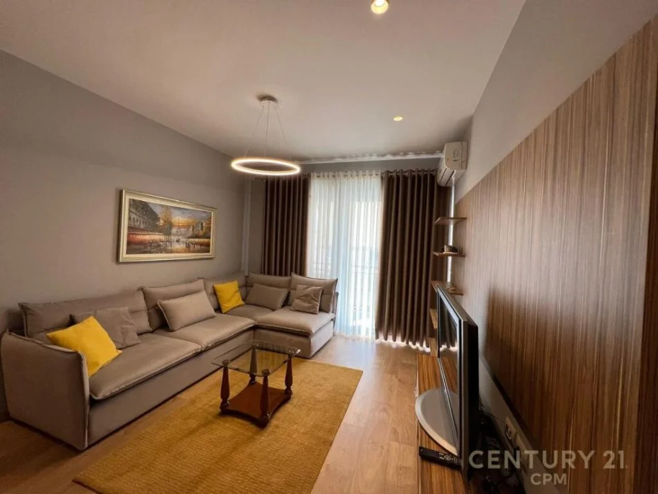 Tirane, shitet apartament 2+1 Kati 10, 79 m² 180.000 € (KOMUNA E PARISIT)