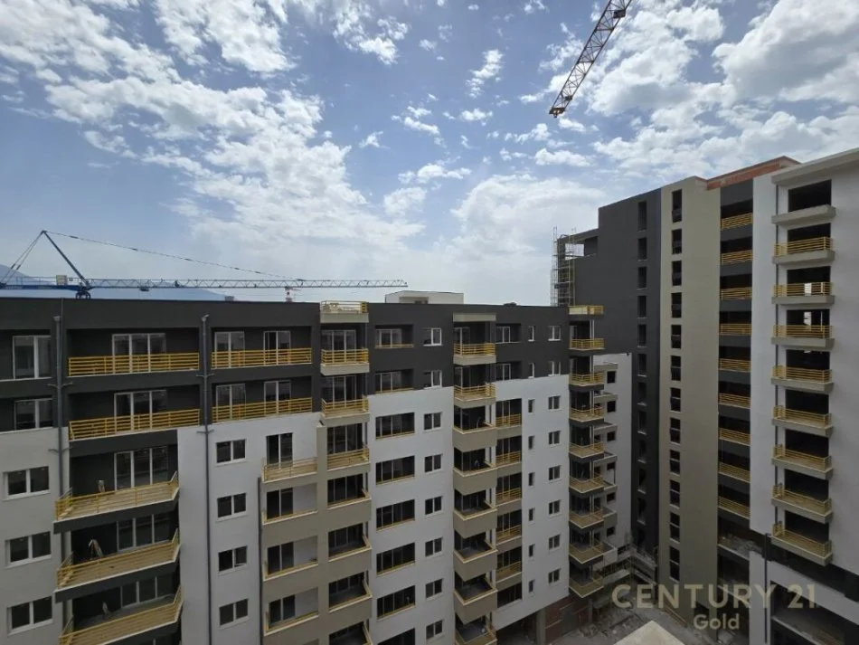 Tirane, shitet apartament 1+1+Ballkon Kati 8, 73 m² 115.000 € (dritan hoxha)