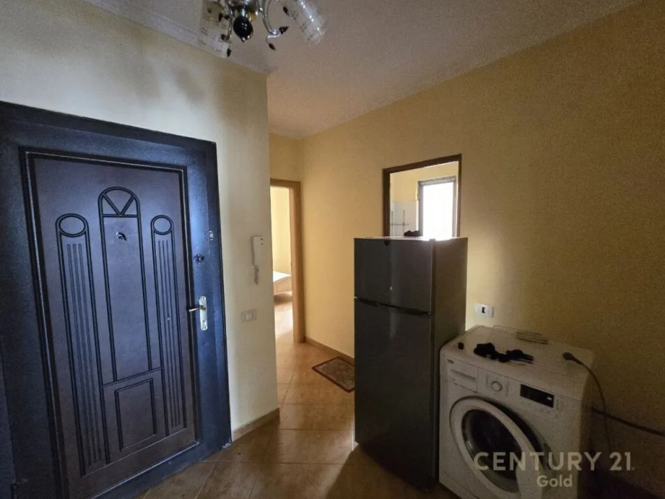 Tirane, shitet apartament 2+1+Ballkon Kati 5, 97 m² 115.000 € (ASTIR)