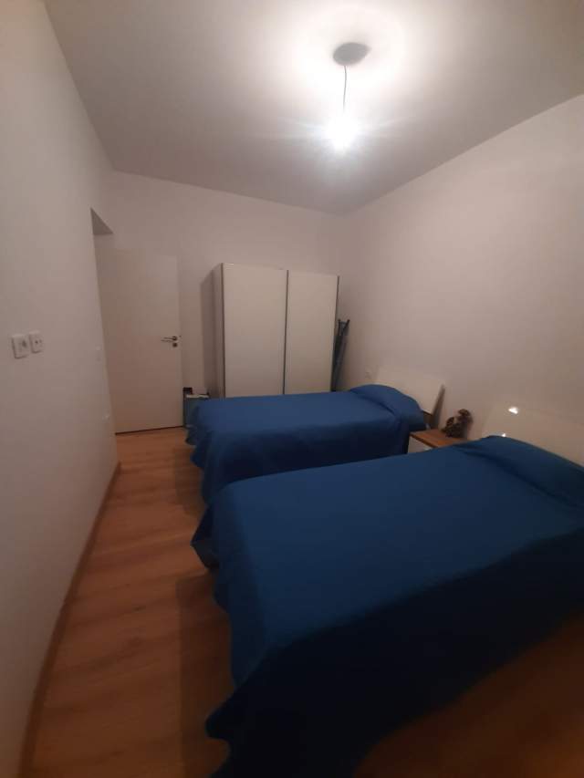 Tirane, jepet me qera apartament 2+1+BLK Kati 4, 110 m² 500 Euro