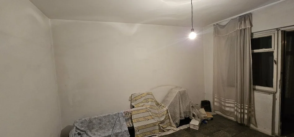 Tirane, shitet apartament 2+1 Kati 4, 70 m² 85.000 € (Rruga Kongresi I Manastirit)