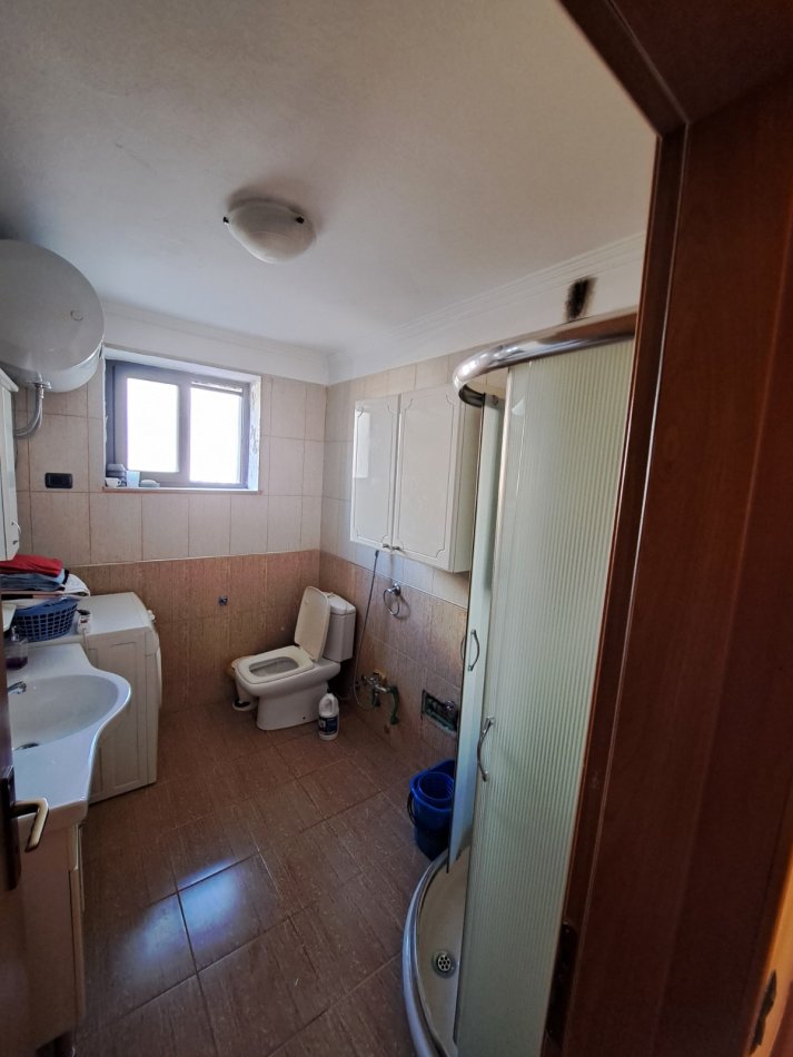 Tirane, shitet apartament 2+1 Kati 2, 91 m² 160.000 € (Mine Peza)