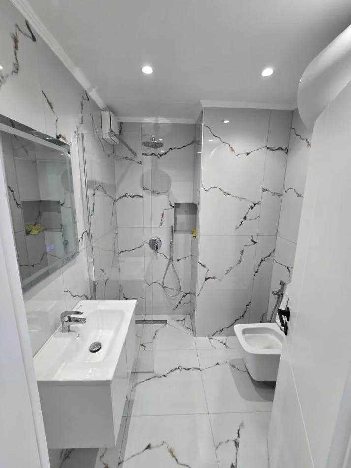 Tirane, shitet apartament 1+1 Kati 4, 40 m² 910.000 € (Ali Demi Ish Markata)