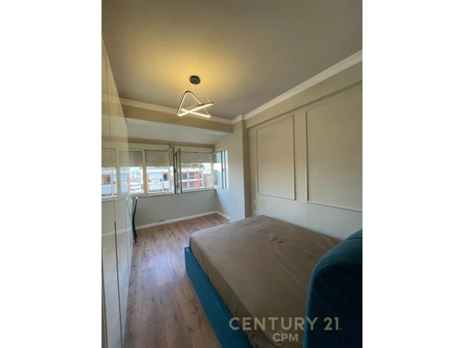 Tirane, shitet apartament 2+1 Kati 5, 114 m² 160.000 € (kodra e diellit)