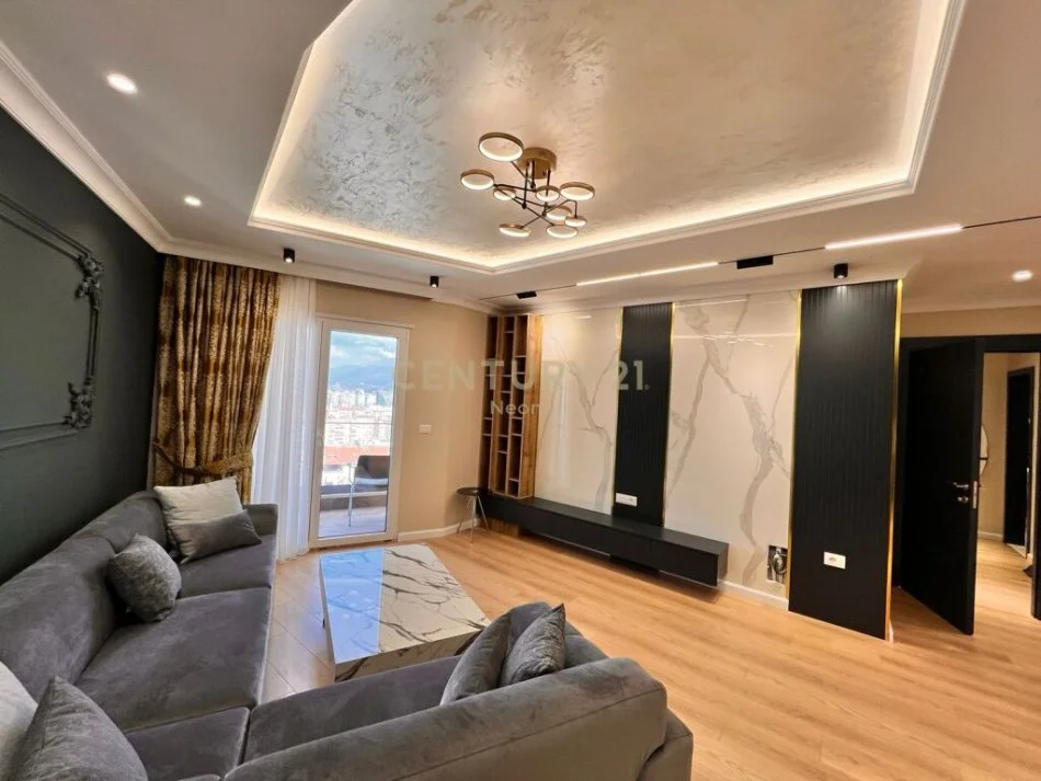 Tirane, jepet me qera apartament 2+1 Kati 5, 110 m² 1.300 € (kopeshti botanik)