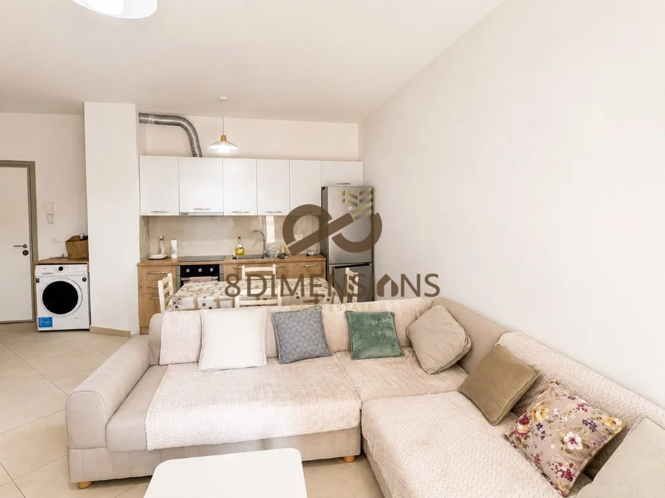 Tirane, jepet me qera apartament 1+1+Ballkon Kati 4, 67 m² 580 € (Tek Fusha e Aviacionit, D8241A-245)
