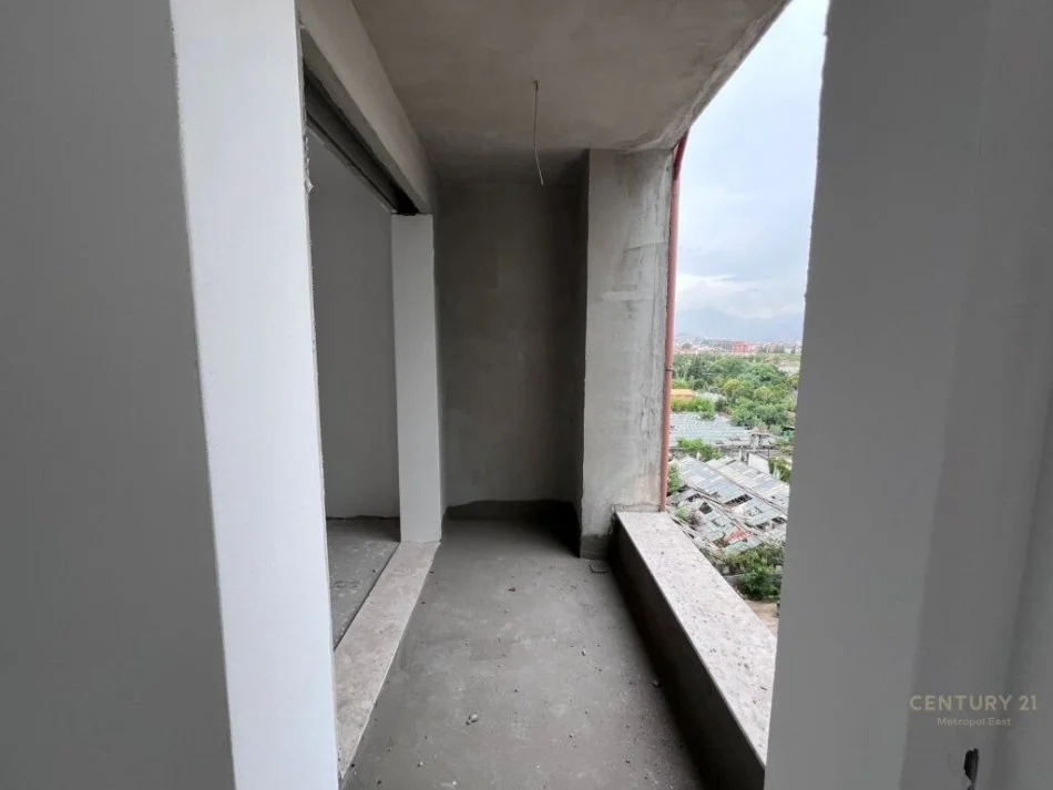 Tirane, shitet apartament 1+1 Kati 5, 73 m² 150.000 € (Stacioni i trenit)