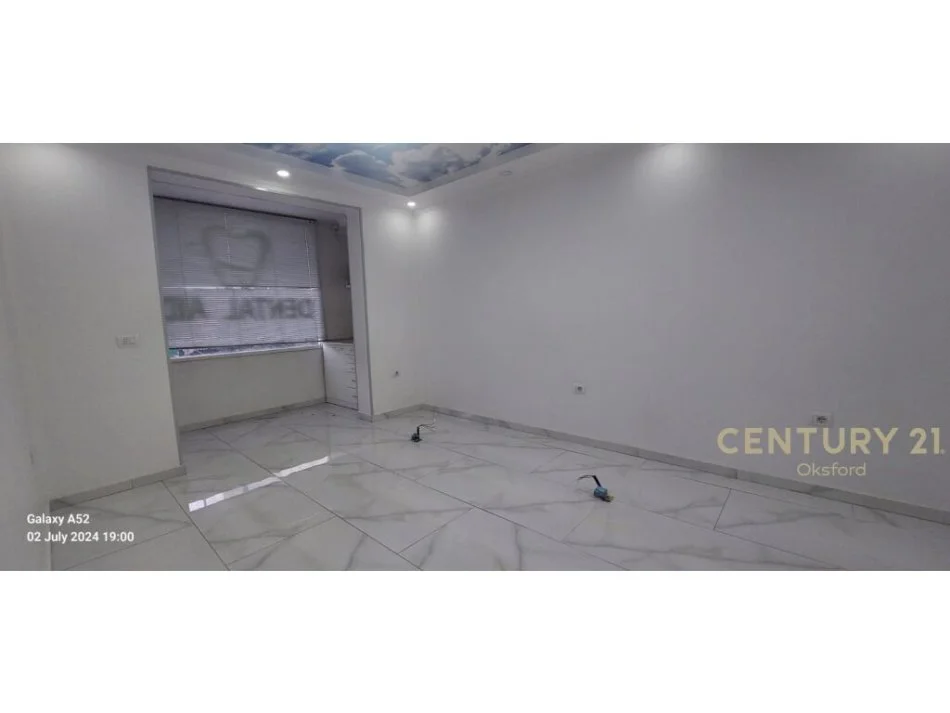 Tirane, shitet apartament 1+1 Kati 2, 48 m² 105.000 € (Farmacia 10)