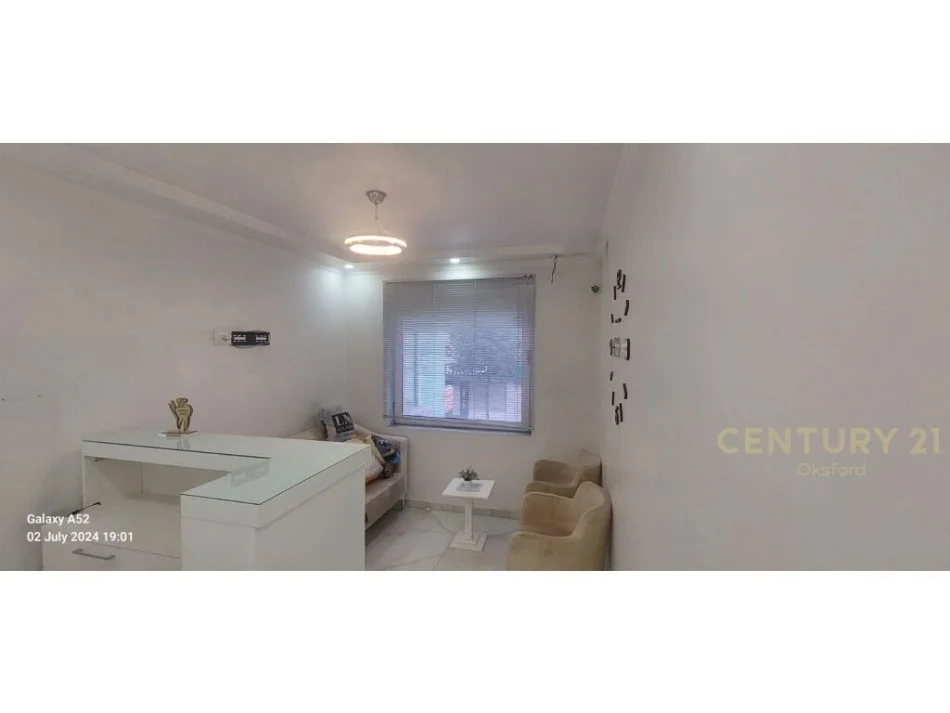 Tirane, shitet apartament 1+1 Kati 2, 48 m² 105.000 € (Farmacia 10)