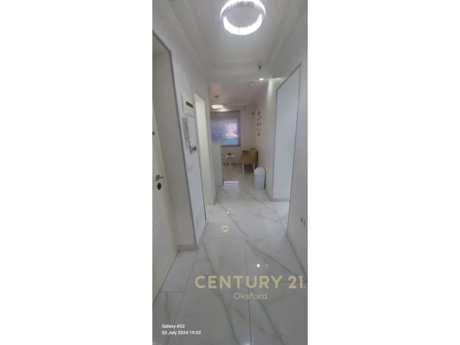 Tirane, shitet apartament 1+1 Kati 2, 48 m² 105.000 € (Farmacia 10)