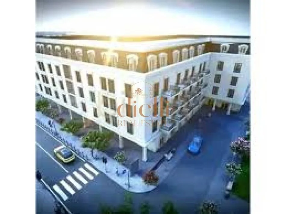 Tirane, shitet 2+1 Kati 3, 127 m² (porta e re)