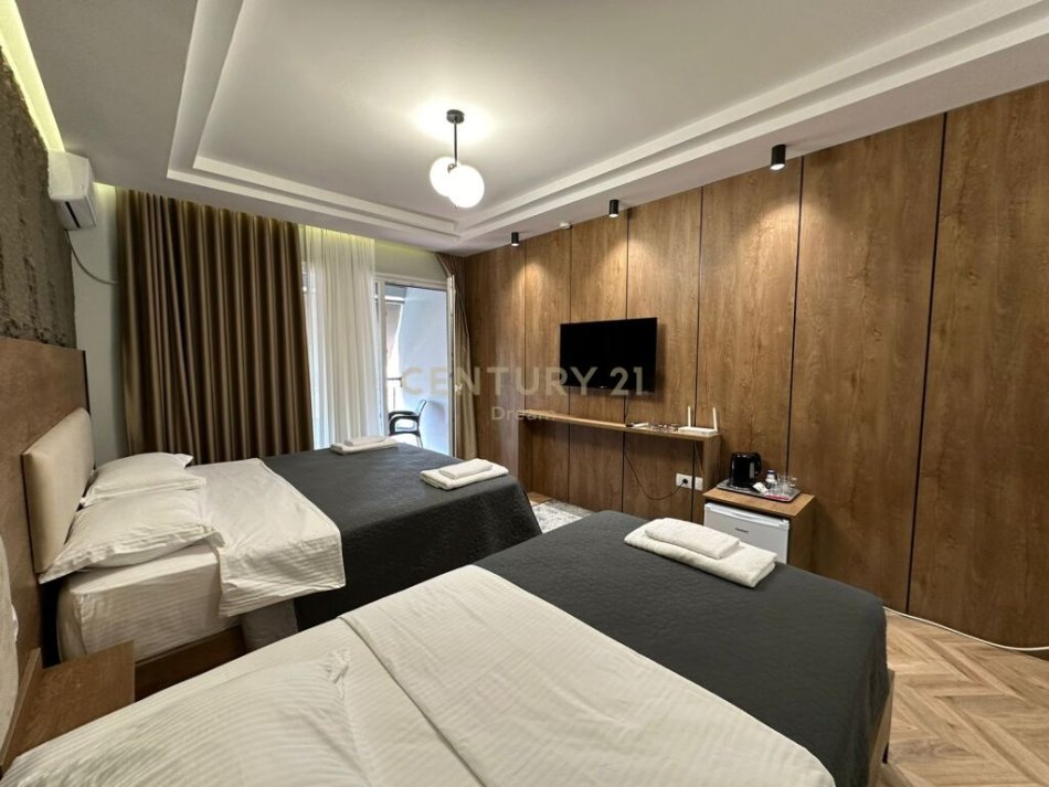 Tirane, shitet apartament 1+1+Ballkon Kati 8, 76 m² 190.000 € (Rruga Jordan Misja, Ish Stacioni i Trenit)