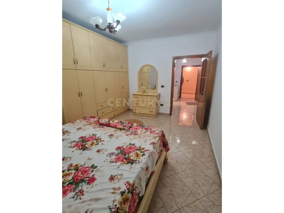 Durres, jepet me qera apartament 1+1 Kati 3, 67 m² 300 € 