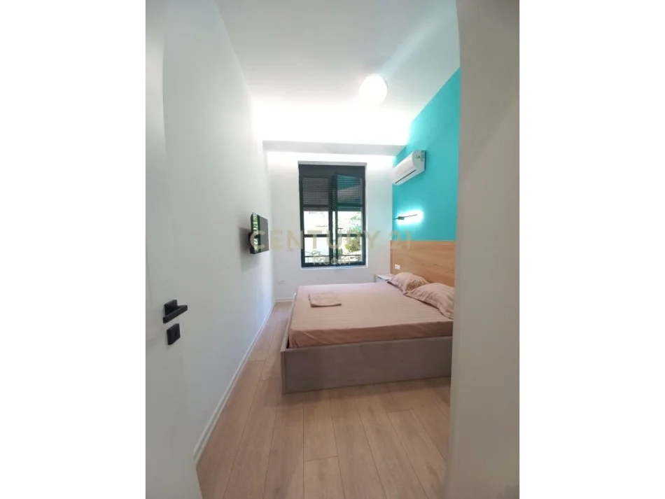 Tirane, jepet me qera apartament 1+1 Kati 1, 53 m² 600 € (bill klinton)