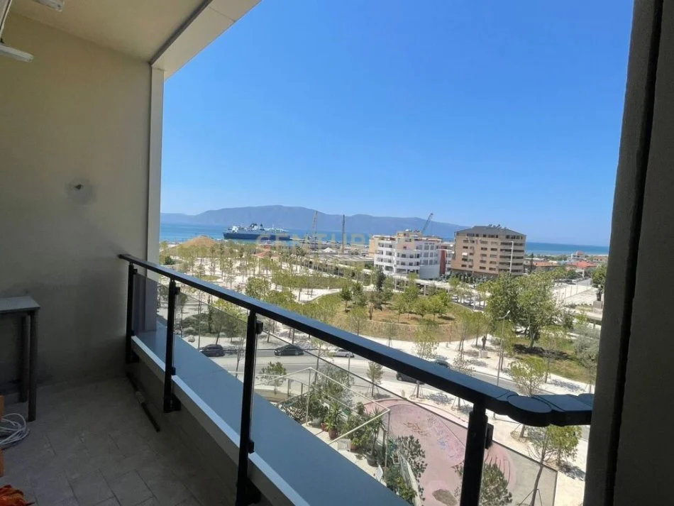 Vlore, jepet me qera apartament 2+1+Ballkon Kati 5, 124 m² 500 € (Skele)