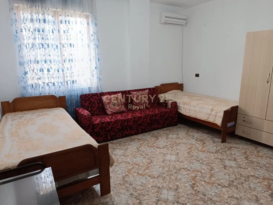 Tirane, jepet me qera apartament Kati 6, 100 m² 300 € 