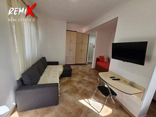 Durres, jepet me qera apartament 1+1+A+BLK Kati 8, 60 m² 250 Euro (pavaresia)